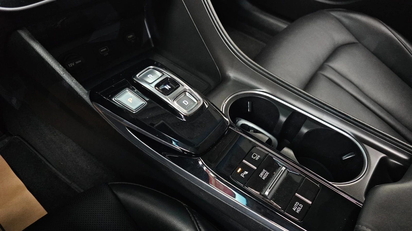 Hyundai Sonata (DN8) 2.0 Premium Plus, снимка 6 - Автомобили и джипове - 54859469