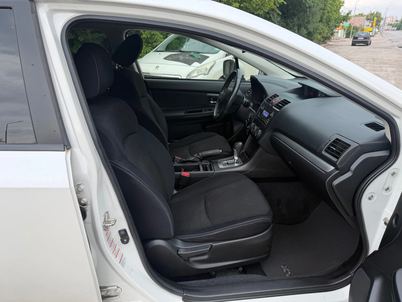 Subaru XV 1.6 LUKS, снимка 12 - Автомобили и джипове - 55252299