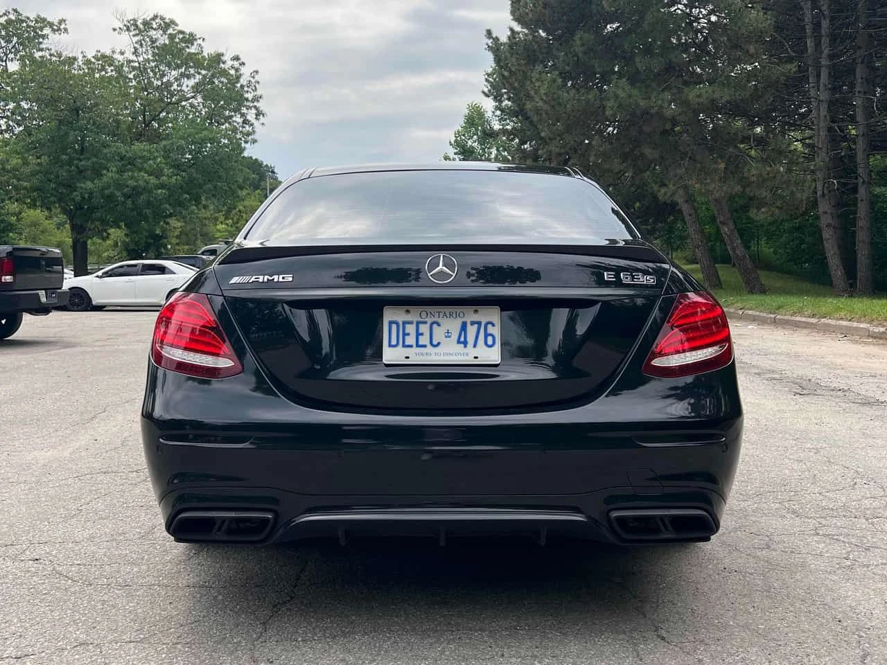 Mercedes-Benz E 63 AMG * S * CARFAX * БЕЗ ПЪРВОНАЧАЛНА ВНОСКА, снимка 4 - Автомобили и джипове - 55429804