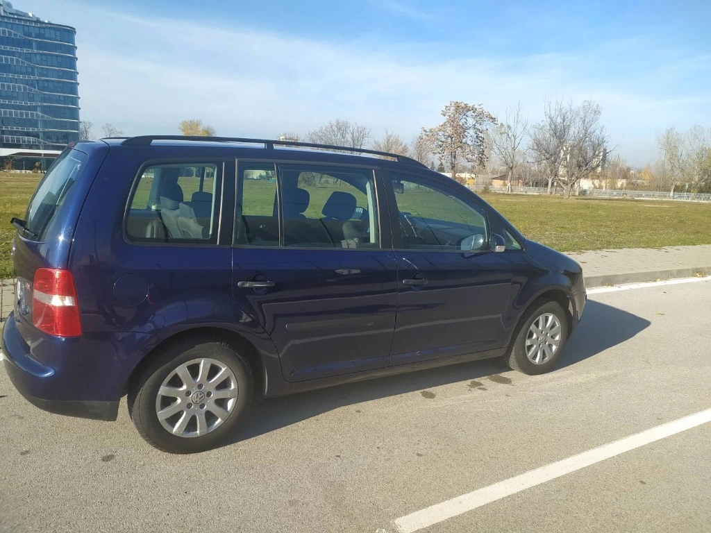 VW Touran 1.9 TDI AVQ, снимка 4 - Автомобили и джипове - 55482569