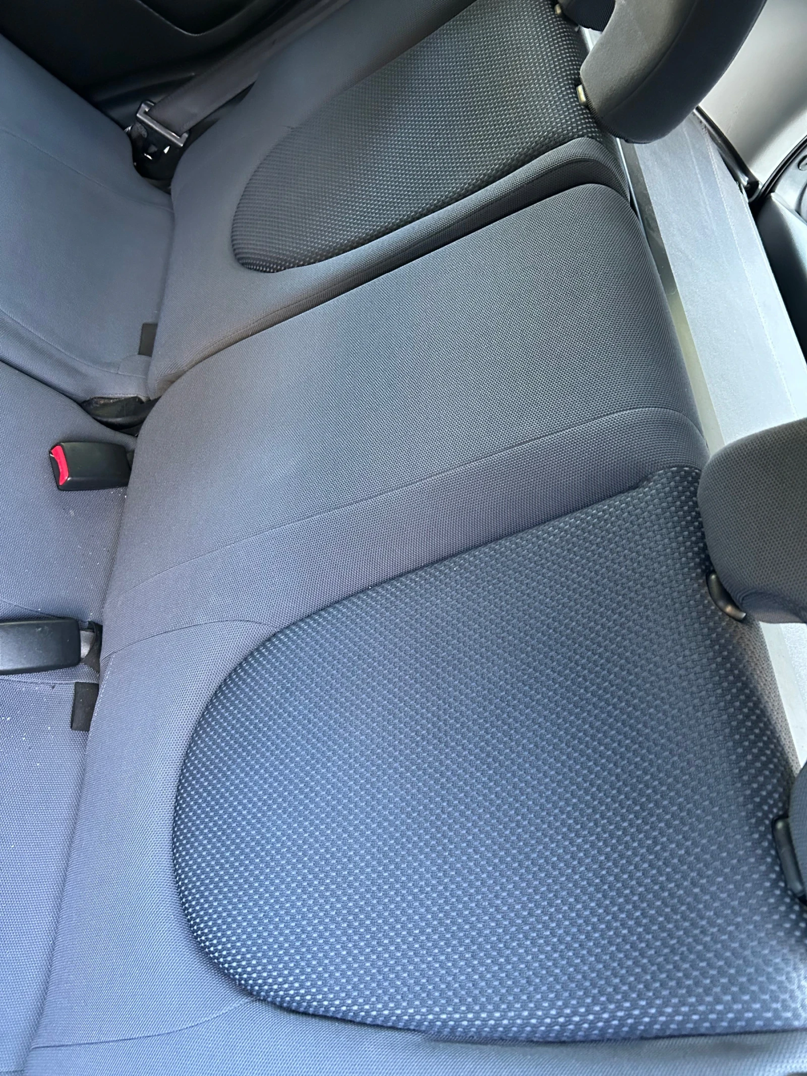 Honda Jazz 1.3, снимка 7 - Автомобили и джипове - 55495007