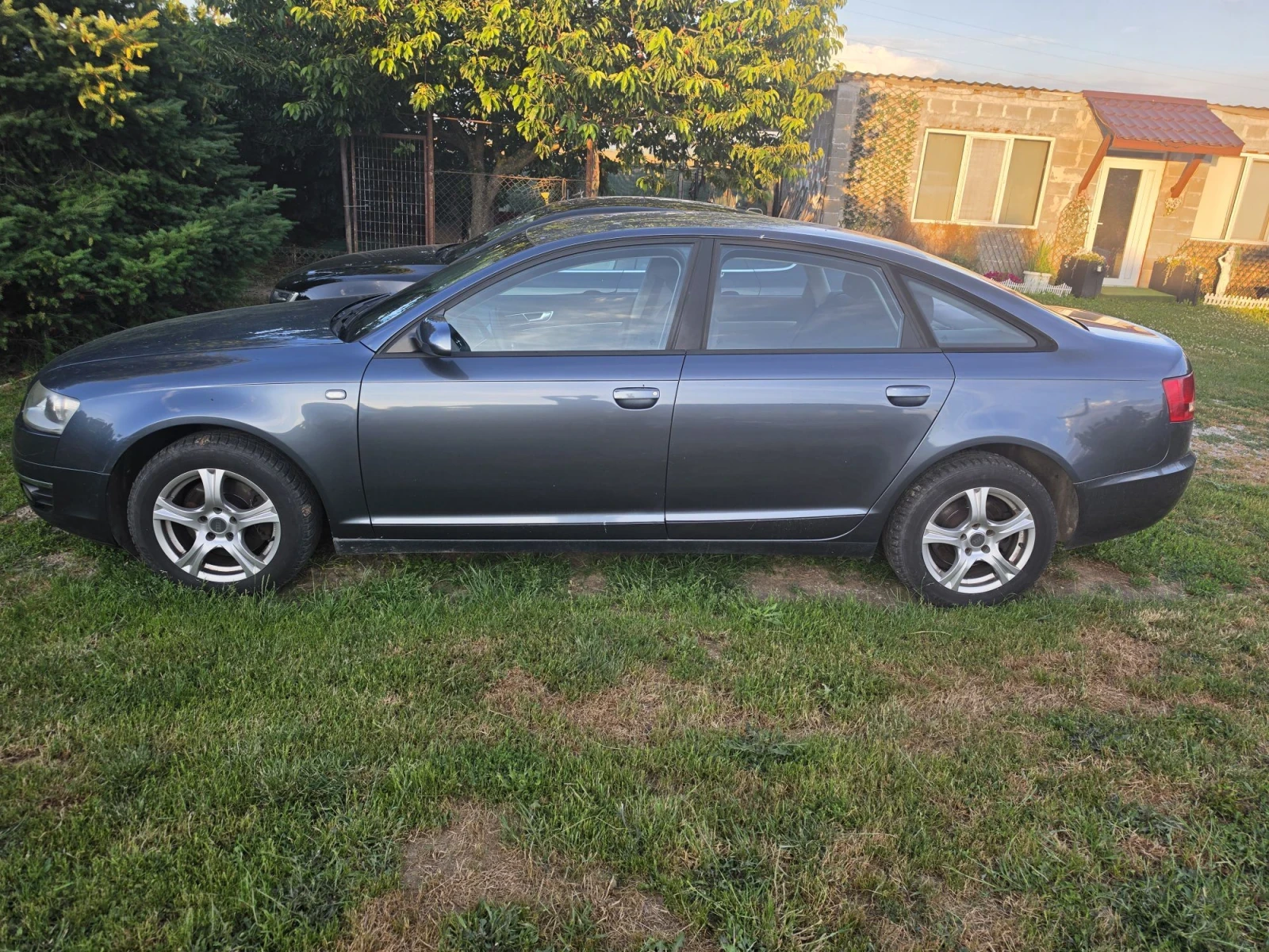 Audi A6  2.0TDI, NAVI, каско, снимка 3 - Автомобили и джипове - 55843314