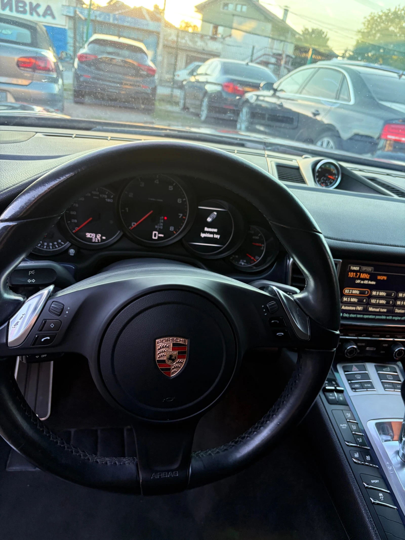 Porsche Panamera 90000км, снимка 11 - Автомобили и джипове - 56367578