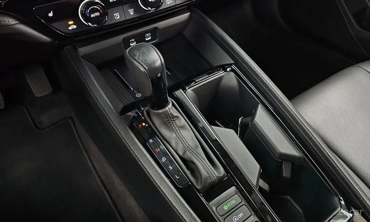 Honda Accord, снимка 14 - Автомобили и джипове - 56686959