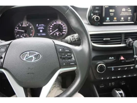 Hyundai Tucson * Sun &amp; Leather package * CARFAX * ЦЕНА ДО БГ, снимка 16