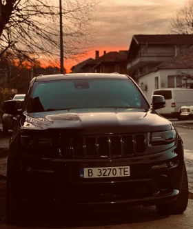 Jeep Grand cherokee SRT 6.4L HEMI V8, снимка 1