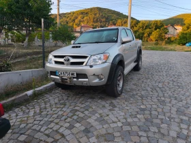 Обява за продажба на Toyota Hilux 2.5 D4D ~30 000 лв. - изображение 2