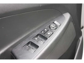 Hyundai Tucson * Sun &amp; Leather package * CARFAX * ЦЕНА ДО БГ - 17200 € / 33640.28 лв. - 80633070 9