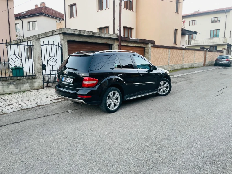 Mercedes-Benz ML 350, снимка 4 - Автомобили и джипове - 48001317