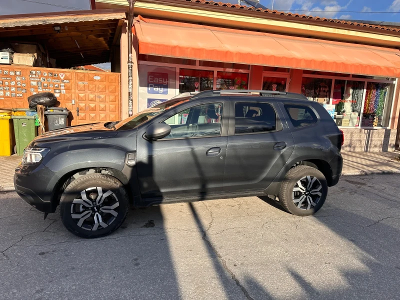 Dacia Duster, снимка 4 - Автомобили и джипове - 48080888