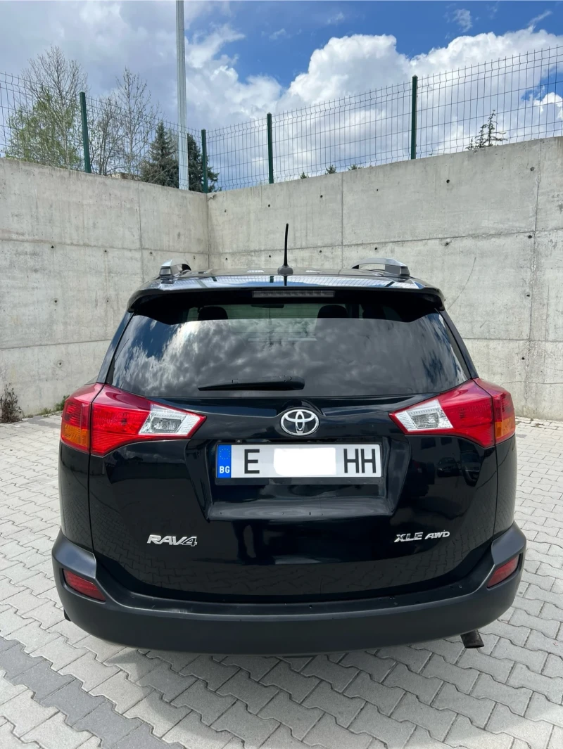 Toyota Rav4 2.5L XLE AWD, снимка 9 - Автомобили и джипове - 52432041