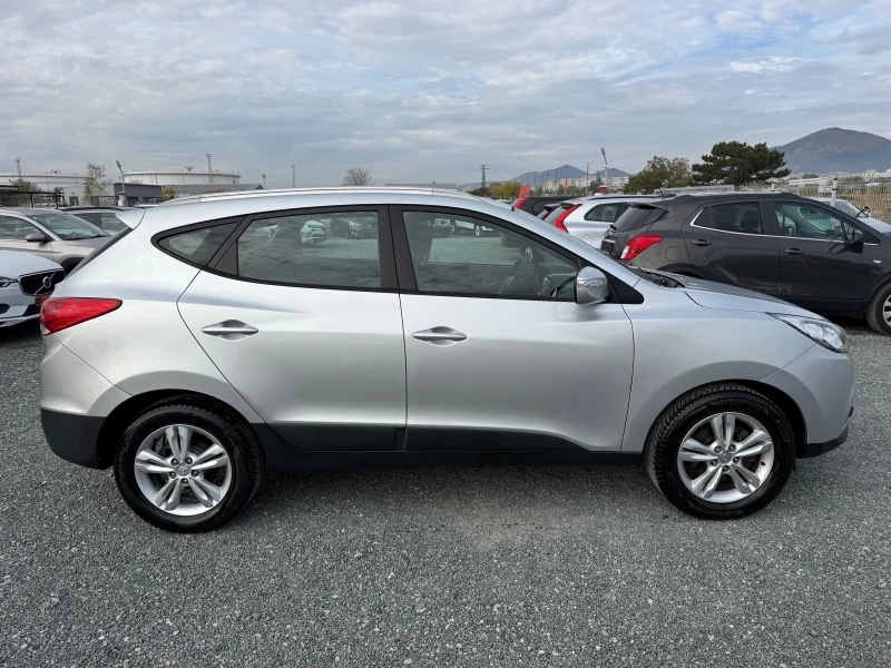 Hyundai IX35 (KATO НОВА), снимка 4 - Автомобили и джипове - 52126482