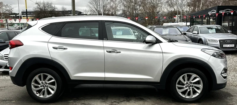 Hyundai Tucson 2.0CRDI 136HP 4WD CAM LANE ASSIST EU6B, снимка 4 - Автомобили и джипове - 52750141