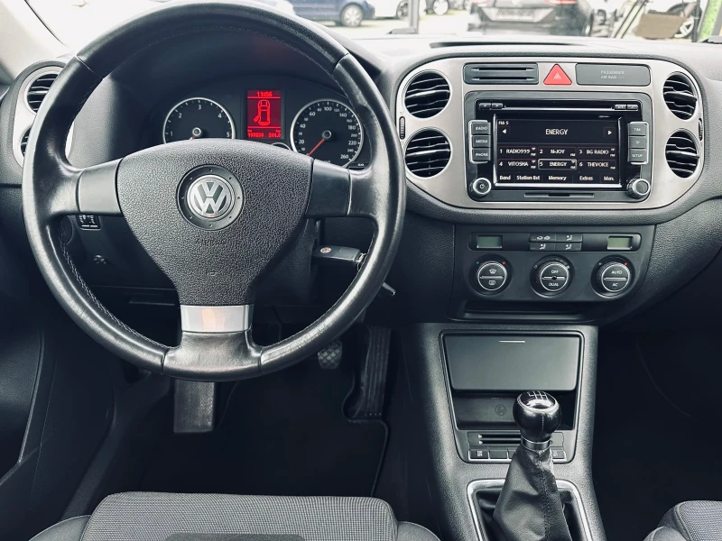 VW Tiguan 2.0 TDI/4-motion/Navi, снимка 13 - Автомобили и джипове - 52856661