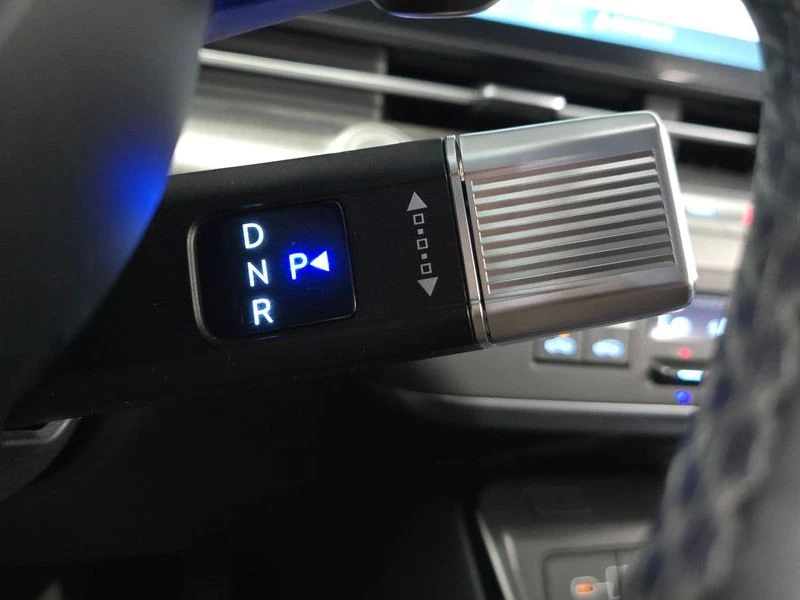 Hyundai Kona Gasoline 1.6 Turbo 2WD| 177к.с.| ВКЛ.ТЕХНОТЕСТ, снимка 9 - Автомобили и джипове - 55441118