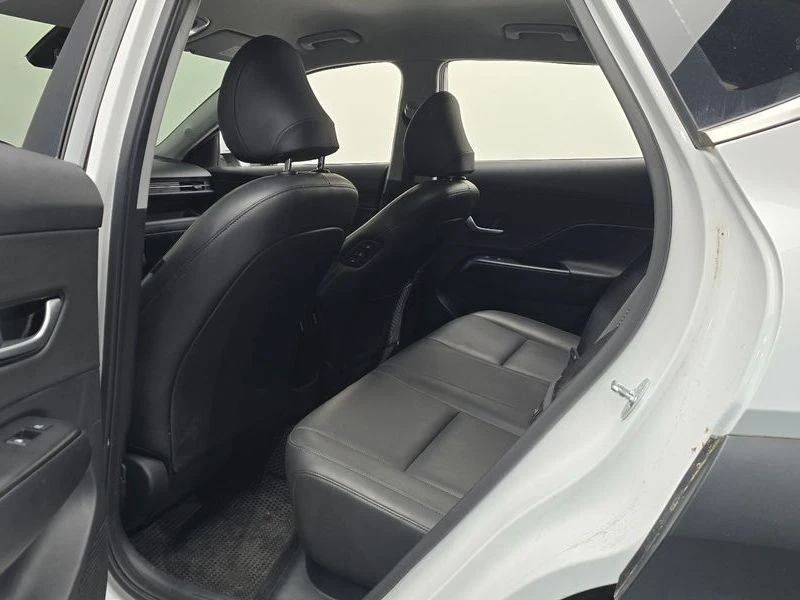 Hyundai Kona Gasoline 1.6 Turbo 2WD| 177к.с.| ВКЛ.ТЕХНОТЕСТ, снимка 11 - Автомобили и джипове - 55441118