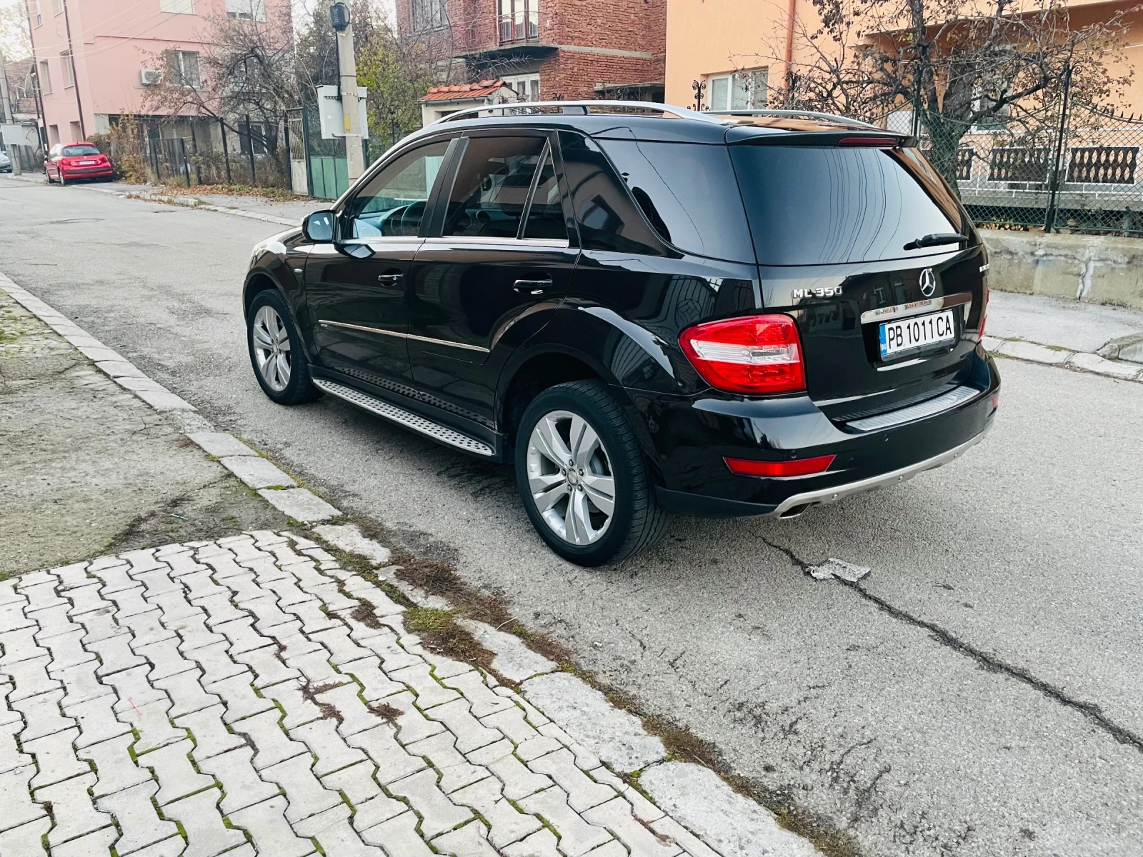 Mercedes-Benz ML 350  - изображение 5