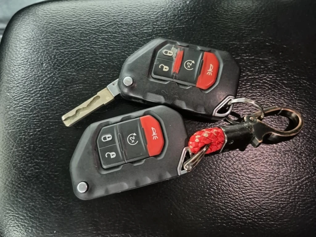 Jeep Wrangler * Sahara * CARFAX *    | Mobile.bg   11