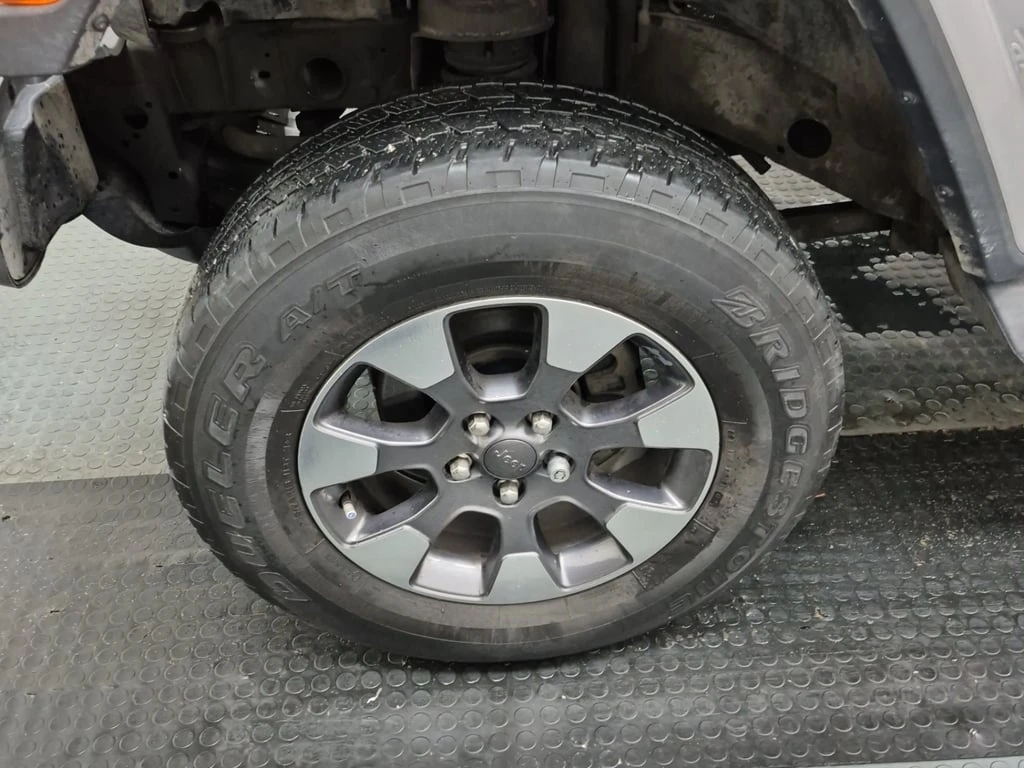 Jeep Wrangler * Sahara * CARFAX * БЕЗ ПЪРВОНАЧАЛНА ВНОСКА - изображение 7