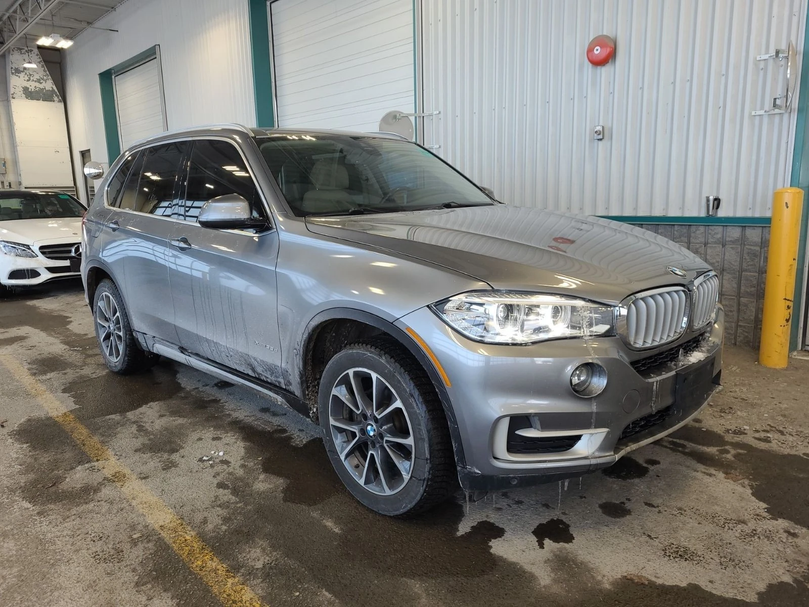 BMW X5 XDRIVE35D С РЕГИСТРАЦИЯ & АВТО КРЕДИТ , снимка 2 - Автомобили и джипове - 53948533