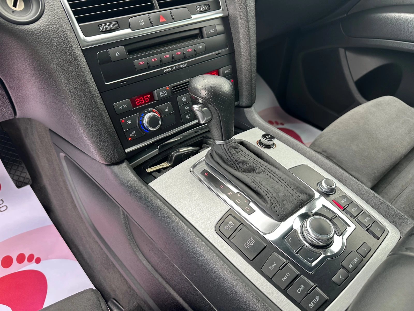 Audi Q7 KEYLESS* LED* PANORAMA* , снимка 14 - Автомобили и джипове - 54070160