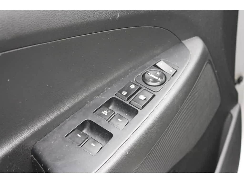 Hyundai Tucson * Sun & Leather package * CARFAX * ���� �� �� | Mobile.bg � ����������� 9