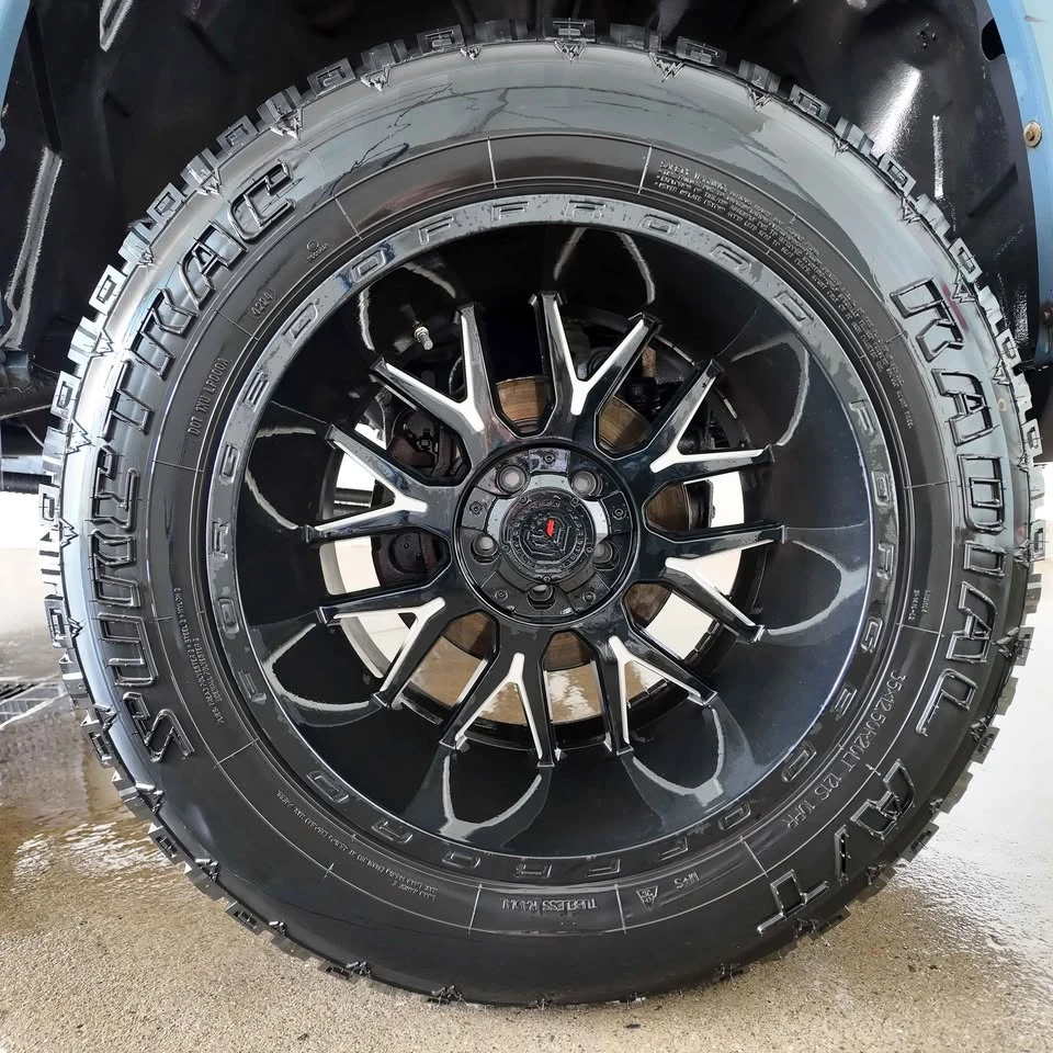 Dodge RAM 1500 * CERAMIC BLUE* РЕВИЗИРАН МОТОР* ОТСРАНЕН HEMI TIC, снимка 10 - Автомобили и джипове - 54170503