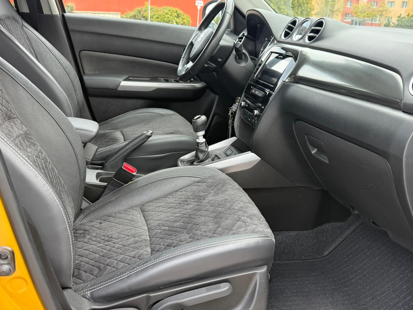 Suzuki Vitara 1.4 HIBRID+ GPL, снимка 10 - Автомобили и джипове - 54198008