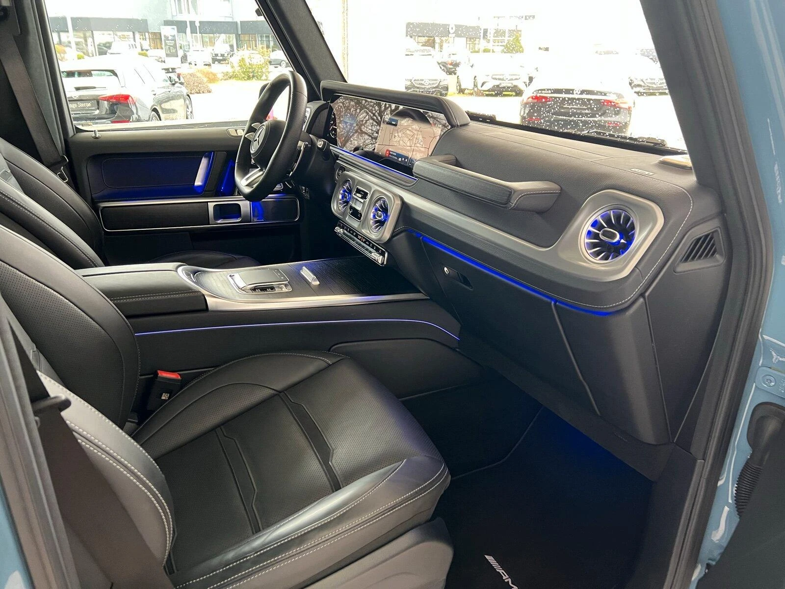 Mercedes-Benz G 63 AMG 4MATIC ACTIVE-RIDE TV KEYLESS BURMESTER MANUFAKTUR, снимка 12 - Автомобили и джипове - 54207564