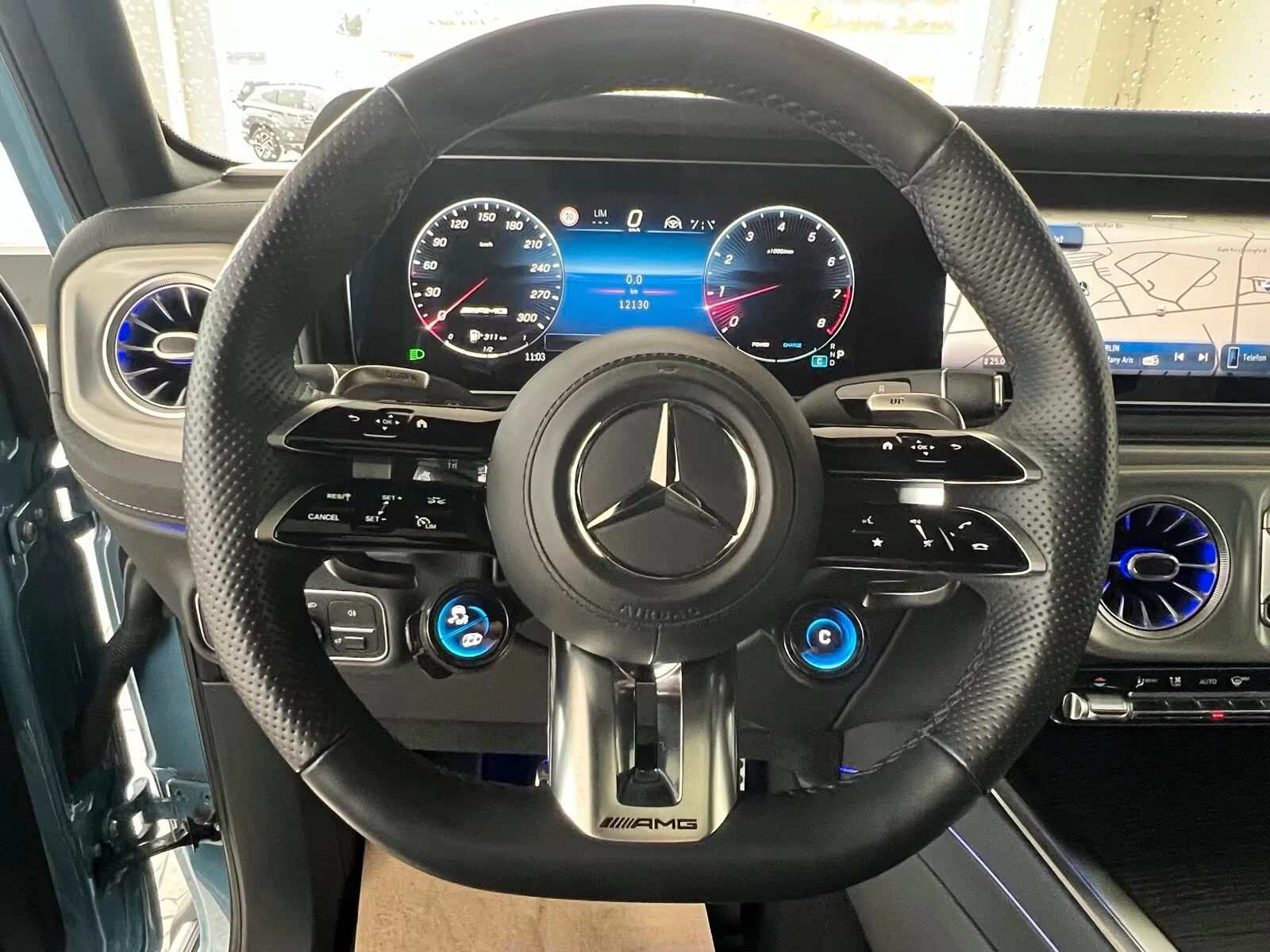 Mercedes-Benz G 63 AMG 4MATIC ACTIVE-RIDE TV KEYLESS BURMESTER MANUFAKTUR, снимка 8 - Автомобили и джипове - 54207564