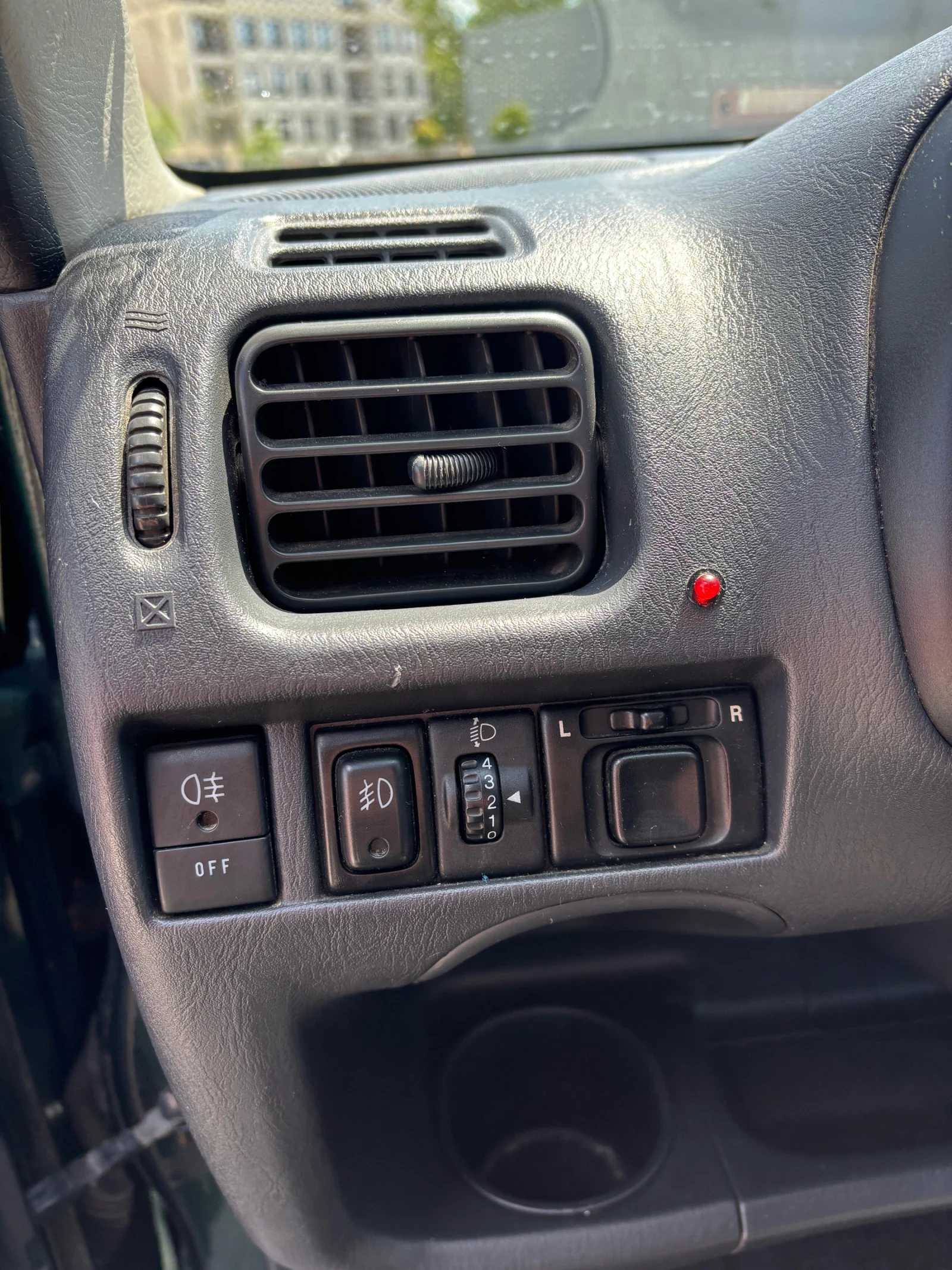 Suzuki Ignis, снимка 5 - Автомобили и джипове - 54494280