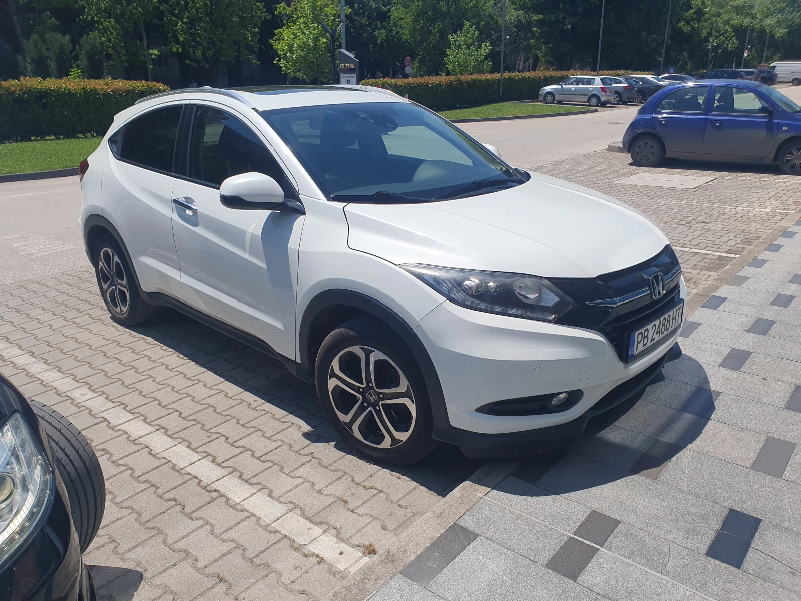 Honda Hr-v, снимка 2 - Автомобили и джипове - 54695668