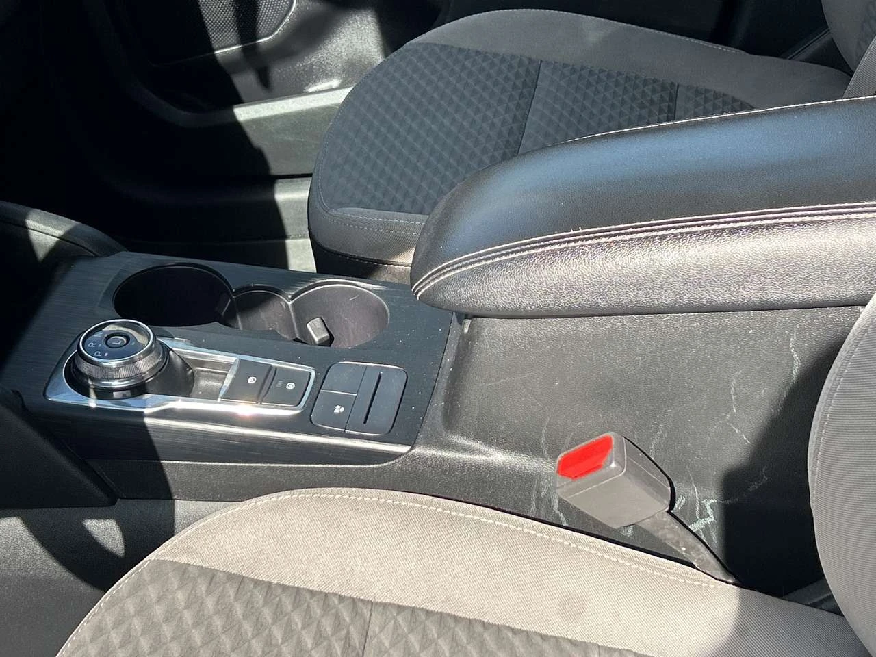 Ford Escape SE Hybrid | Mobile.bg � ����������� 12