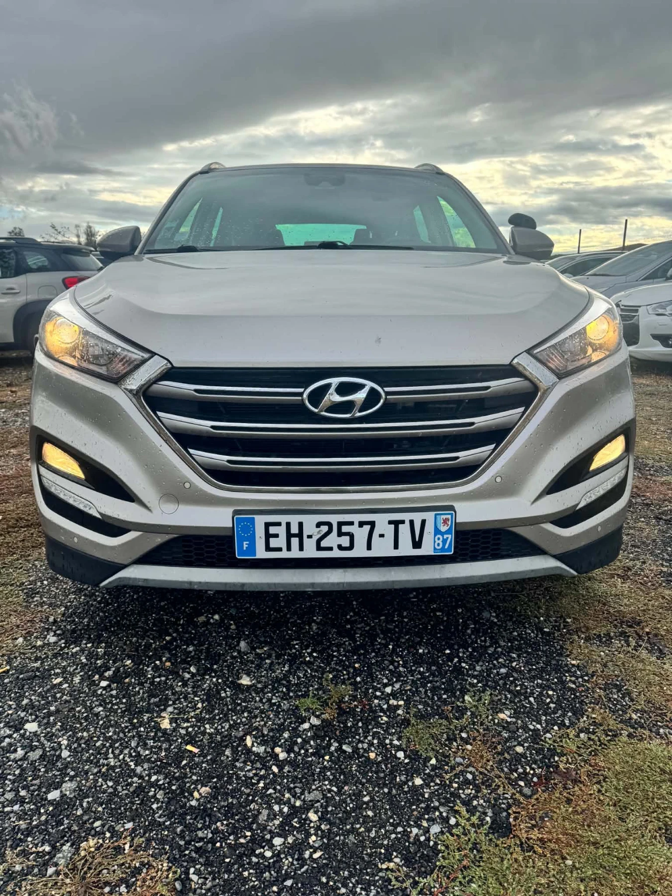 Hyundai Tucson 1.7 CRDI 115 к.с, снимка 4 - Автомобили и джипове - 56660021