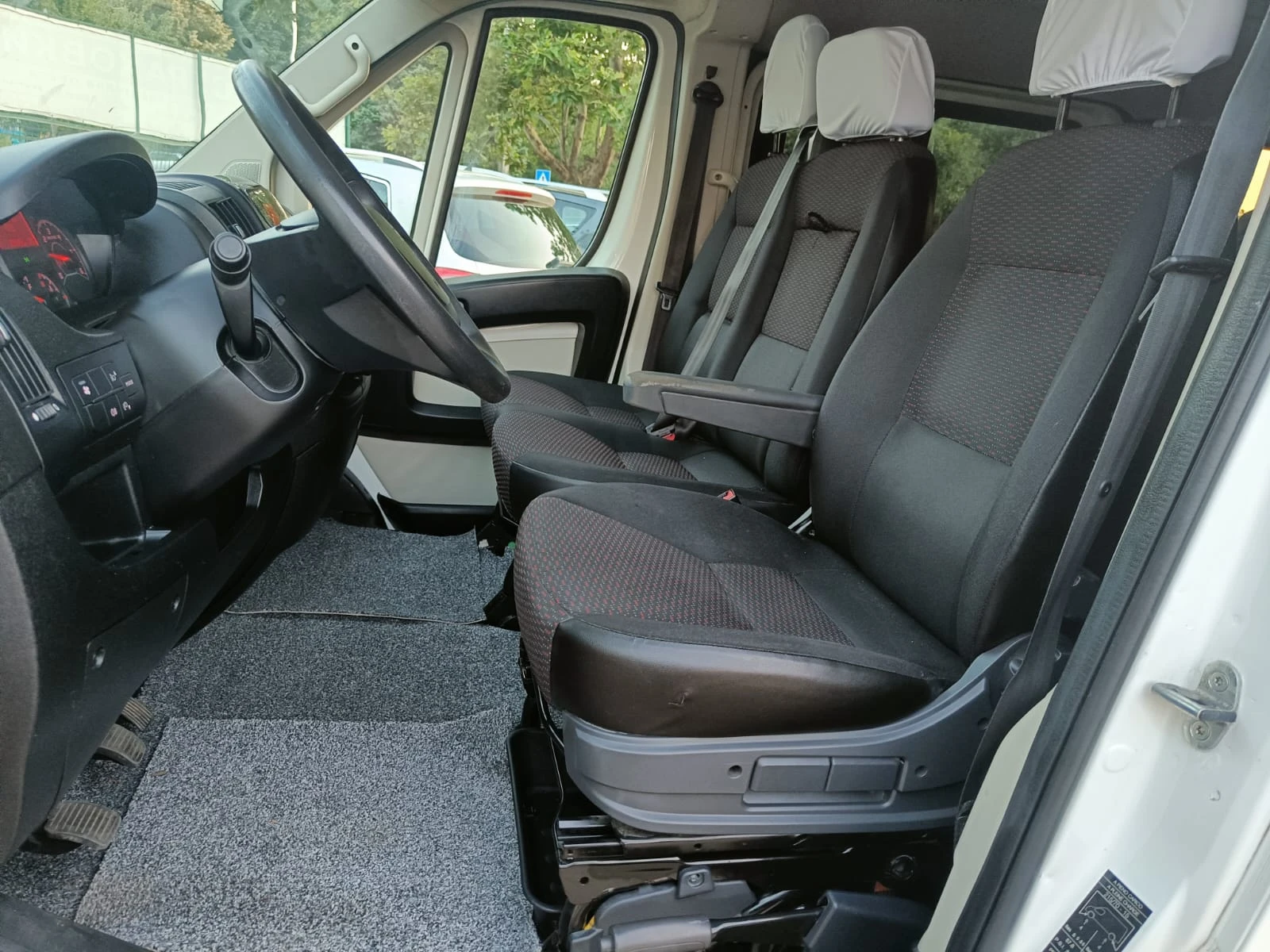 Peugeot Boxer 2.0 HDI - изображение 9