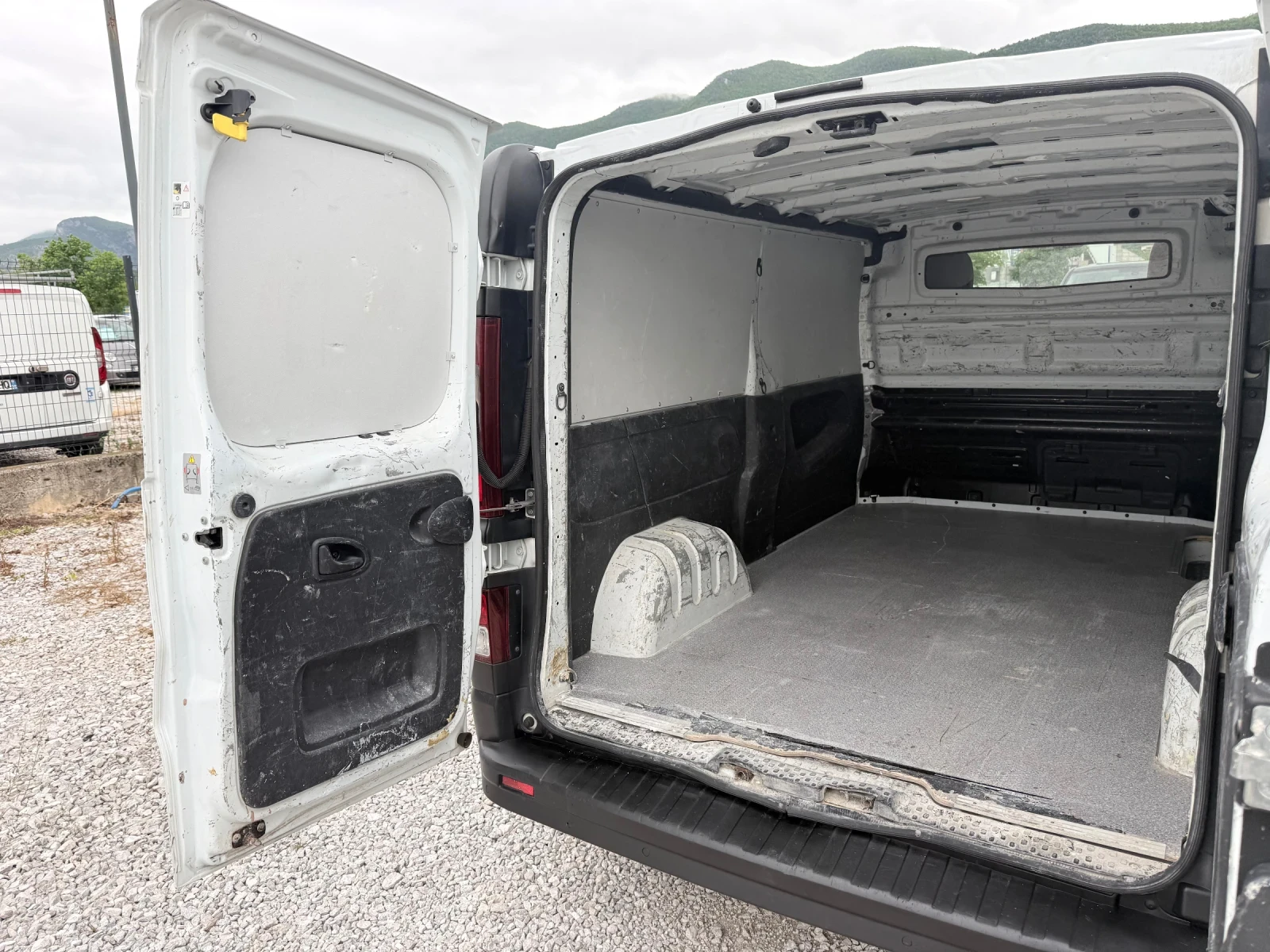 Fiat Talento 120 Multijet ДЪЛГА БАЗА, снимка 16 - Бусове и автобуси - 54542825