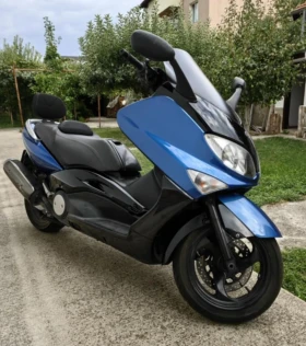  Yamaha T-max