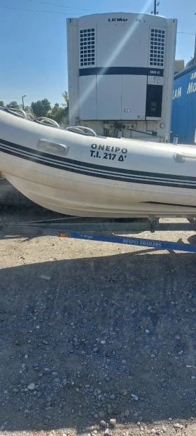 Надуваема лодка Zander Rib520, снимка 3