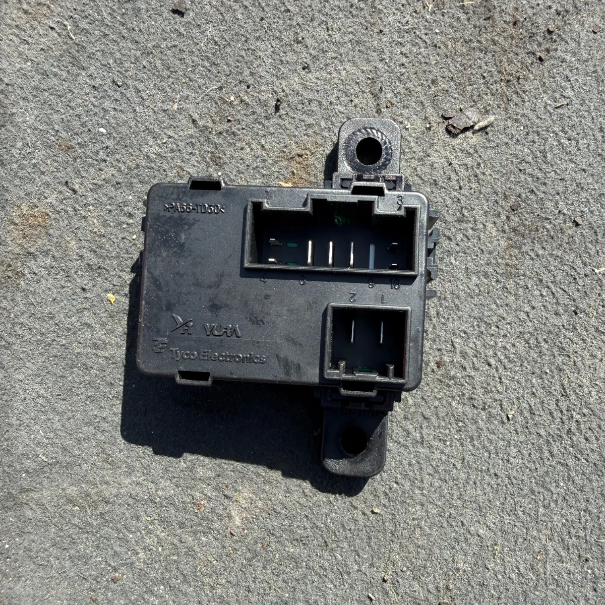 Релейен модул за Hyundai IX35 20 CRDI 91940-1M510-320