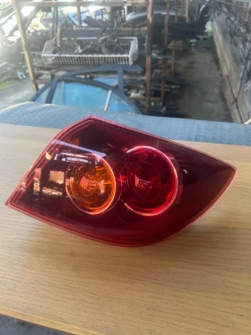 Десен стоп Мазда 3 2003-2009 г.