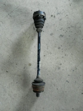 полуоска задна лява Ауди А6 2.5тди автомат