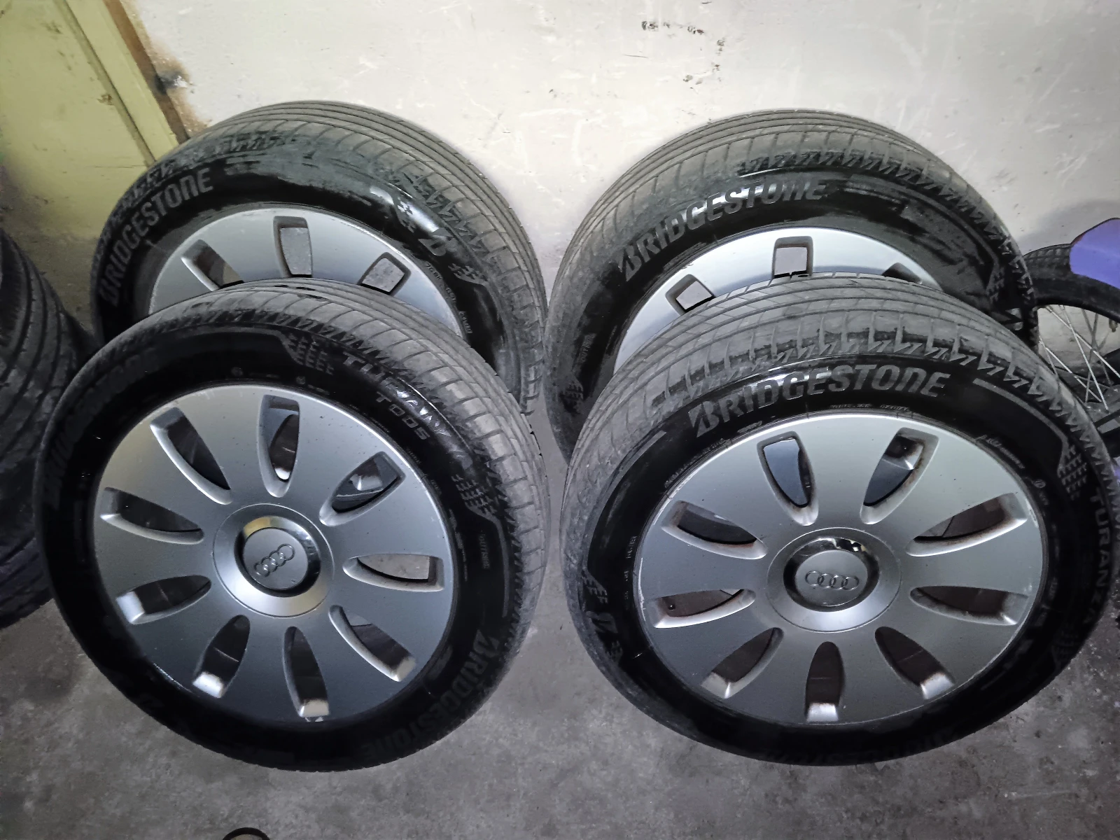 ���� � ������ 205/55R16 �� Audi A4 | Mobile.bg � ����������� 1