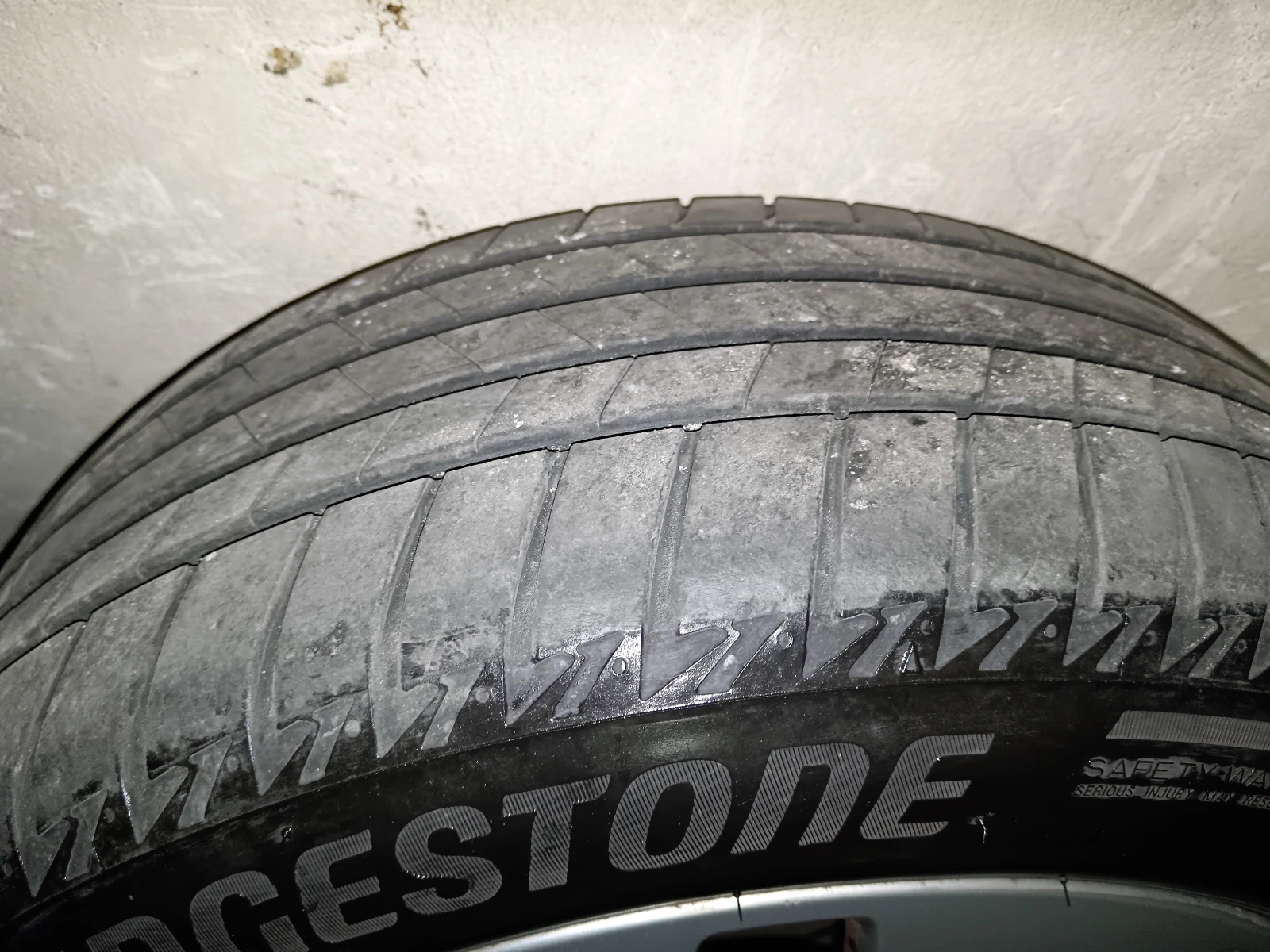 ���� � ������ 205/55R16 �� Audi A4 | Mobile.bg � ����������� 4