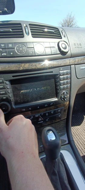 Mercedes-Benz E 320 AMG пакет, снимка 14