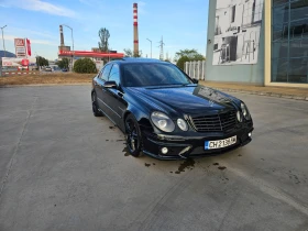 Mercedes-Benz E 500 АМГ, снимка 2