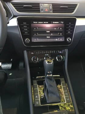 Skoda Superb 2.0 TDI 7DSG - 23900 лв. - 59943115 | Car24.bg