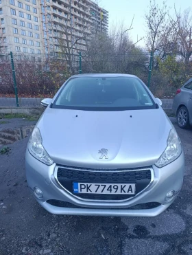 Peugeot 208 Продава - цяла за части или ремонт на ДВГ - изображение 1