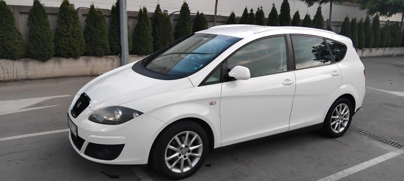 Seat Altea 1.6 tdi, снимка 7 - Автомобили и джипове - 47034033