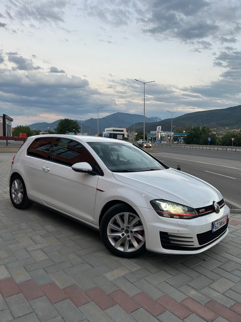 VW Golf VII GTI Lim/Coupe PERFORMANCE, снимка 12 - Автомобили и джипове - 47639170