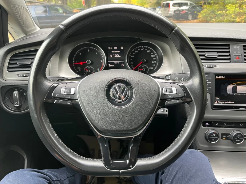 VW Golf Variant 1.6TDI, снимка 11 - Автомобили и джипове - 47501605